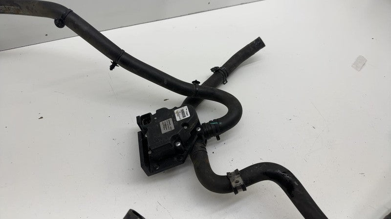 1017404 00 B ⭕ 14-15 Mercedes-Benz B Electric Drive Engine Coolant Pipe + Water Pump Actuator