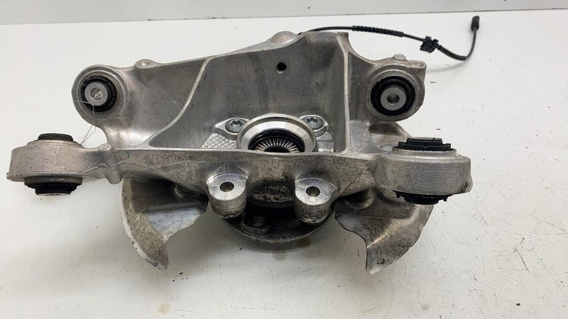 3411686344401 ⭕14-20 BMW i3 I01 Rear Right Spindle Knuckle Wheel Hub w/ Dust Shield RH 6863444