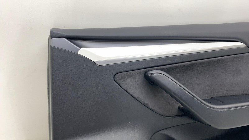 ⭕ 21-23 Tesla Model 3 Front Passenger Side Interior Door Panel Trim C