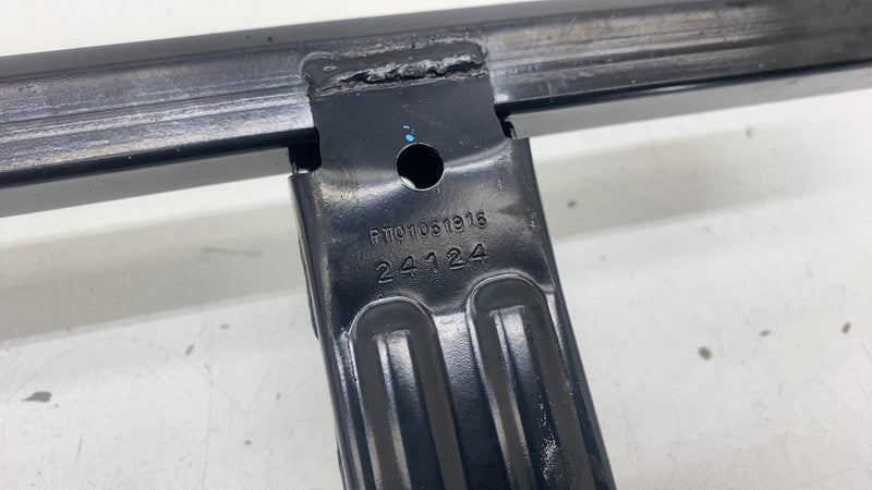 PT01061916 ⭕ 25 Rivian R1S Front Lower Slam Panel Radiator Support PT01061916 / PT01061918