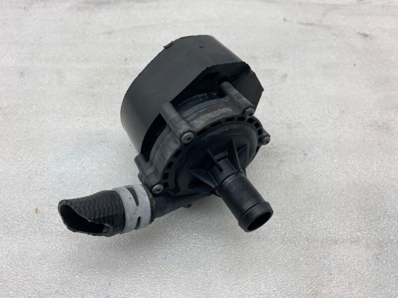 2015-2021 Tesla Model S X Front Cooling System Coolant Pump Assy 103534800F Used