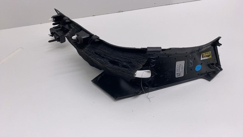 181636459B 2024 2025 Tesla Cybertruck Rear Passenger C-Pillar Lower Trim Cover Panel Right