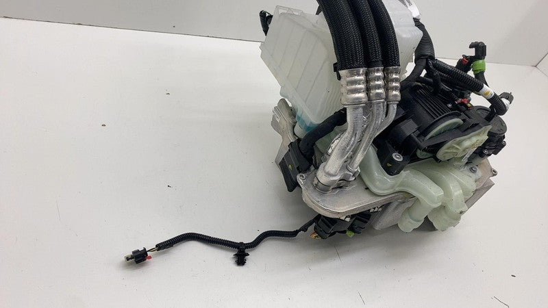 1523000A1E ⭕ 2020-2023 Tesla Model Y Supermanifold Refrigerant Chiller w/ Coolant Reservoir
