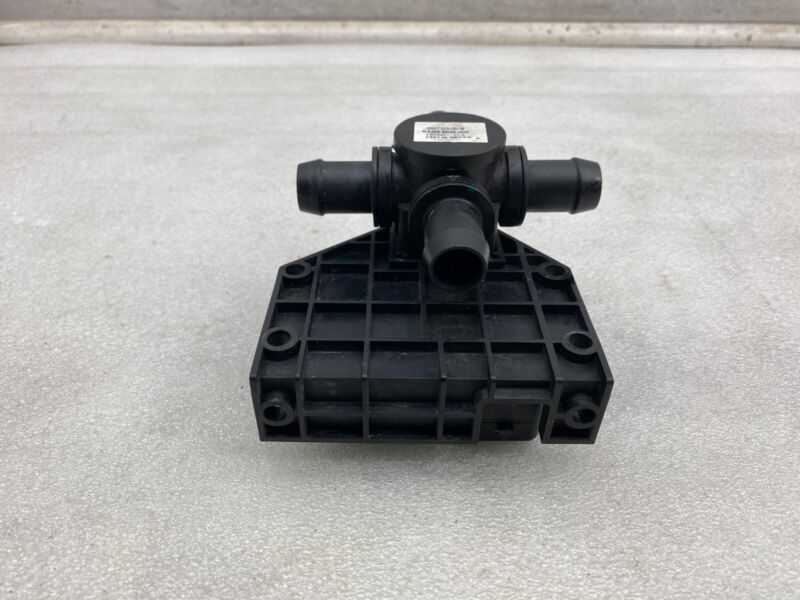 2012-2020 Tesla Model S X Coolant Pump Cooling Valve Actuator 4-Way Assembly