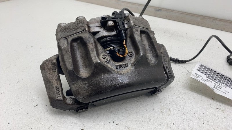 ⭕ 2008-2020 Mercedes-Benz E350 Front Passenger Caliper w/ Brake Hose Line Right