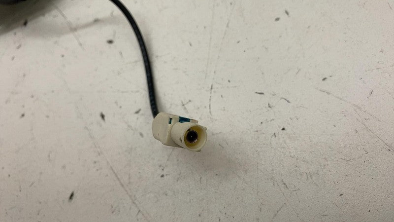 PT-00014349 ⭕ 22-24 Rivian R1T R1S Front Left Roof Antenna AMP Amplifier Module PT00014349