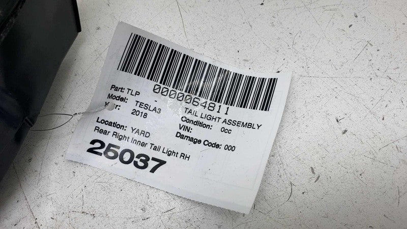1077402-00-E ⭕ 2017-2023 Model 3 Rear Right Inner Taillight LED Tail Lamp 3-Pin 1077402-00-E
