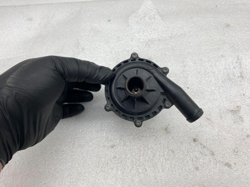2016-2020 Tesla Model S X Front Auxilliary Electric Cooling System Coolant Pump