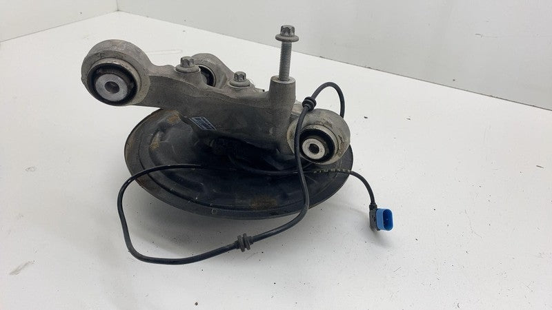 2460306 ⭕ 14-17 Mercedes-Benz B-Class Rear Driver Side Spindle Knuckle Left FWD 2460306