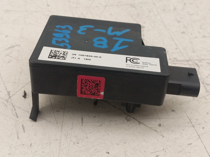 1097855 00 E ⭕ 2017-2022 Tesla Model 3 Rear Bumper BCM Body Control Module Assy 1097855-00-E