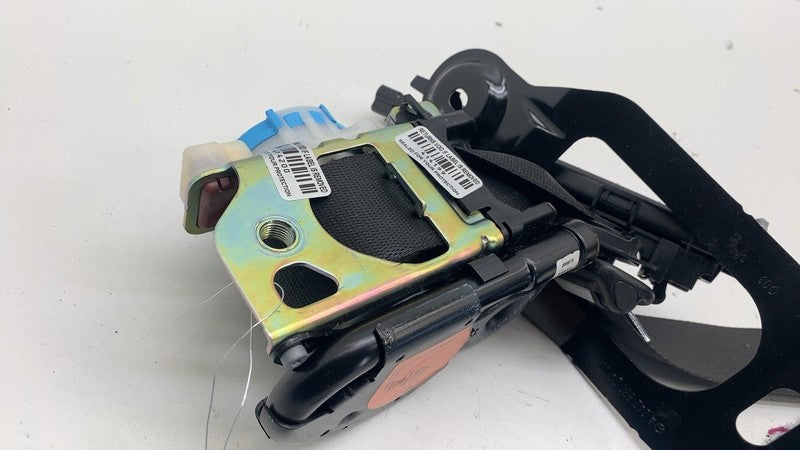 0589-P1-000249 ⭕ 2014-2015 Mercedes-Benz B Electric Drive Front Left Seatbelt & Retractor Assy