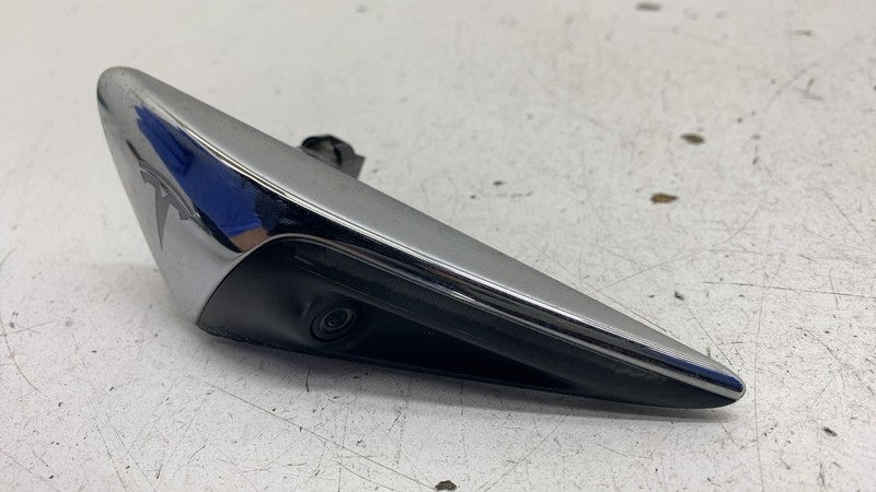 ⭕ 16-20 Model S MS Front Left Fender Camera Turn Signal Side Marker 10