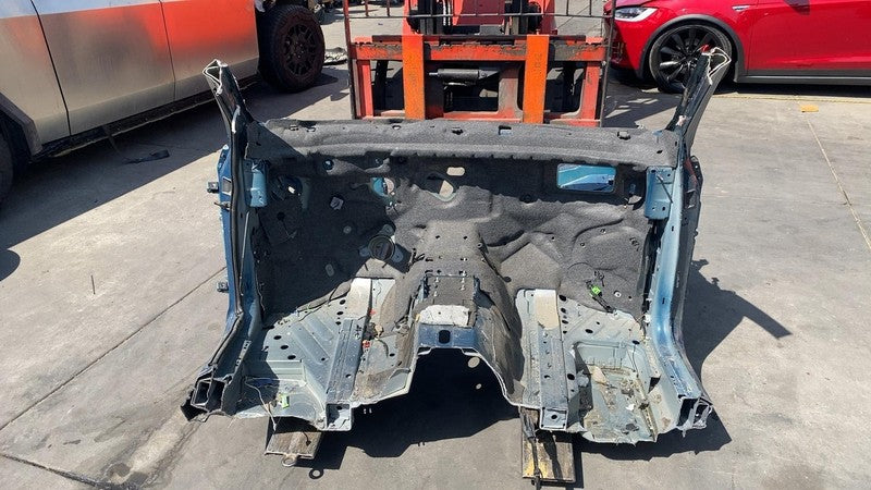 ⭕ 2024 Porsche Cayenne Front Left & Right Frame Horn Structural Cut Out Assembly