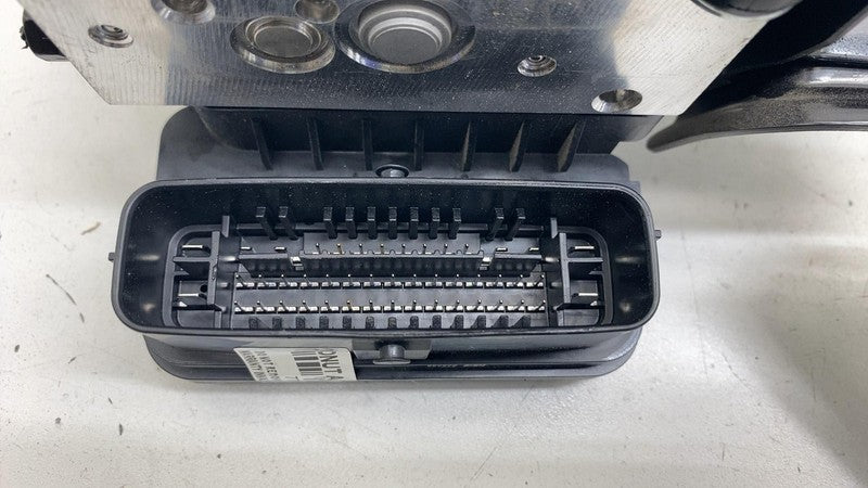 ⭕ 2023 2024 2025 Toyota Prius ABS Anti Lock Brake Pump Module Unit 445