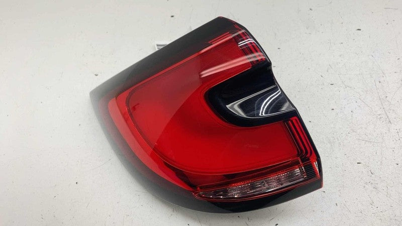 68424931AC ⭕ 2021-2025 Chrysler Pacifica Rear Left Side Outer Tail Light Lamp LH 68424931AC