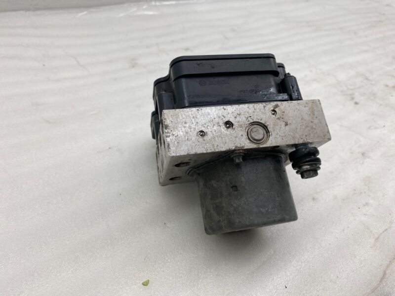2012-2015 Tesla Model S Hydraulic Control ABS Anti-Lock Brake System Pump Module