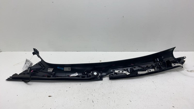 ⭕ 2021-2025 Model X Right Side Interior A-Pillar Upper Trim Cover 162
