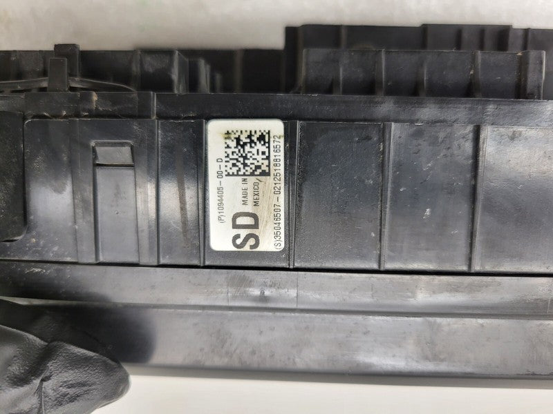 111905900A 16-20 Model S Front Efuse Frunk Fuse Relay Junction Box Module Unit 1119059-00-A