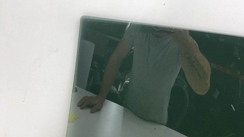 ⭕ 2022-2024 Rivian R1T Rear Passenger Side Door Glass Window Right RH Assembly