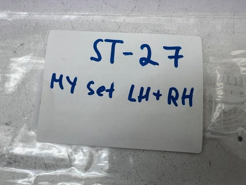 1507942-00-C ⭕ Model Y Left & Right Liftgate Lower Buffer Stopper Damper Block 1507942-00-C