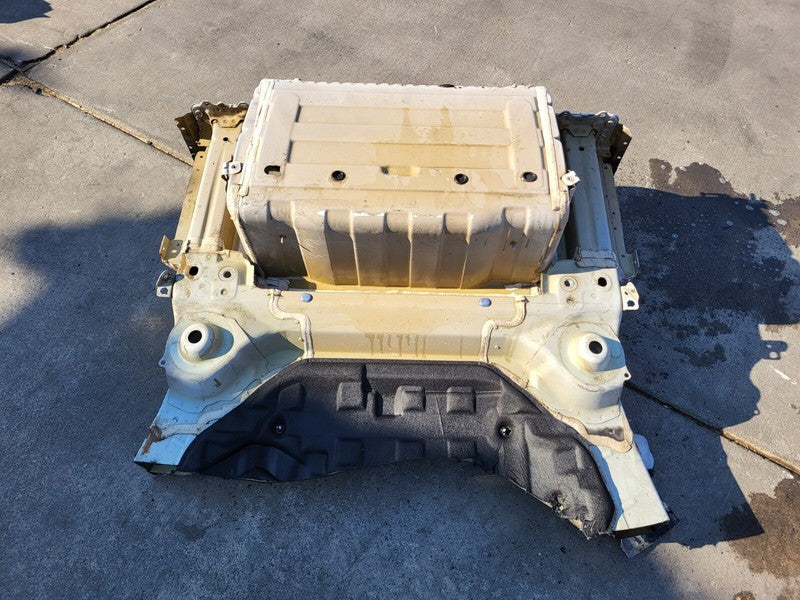 1110880-00-A ⭕ 17-23 Model 3 Rear Body Panel Trunk Floor w/ Upper & Lower Rail 1110880-00-A