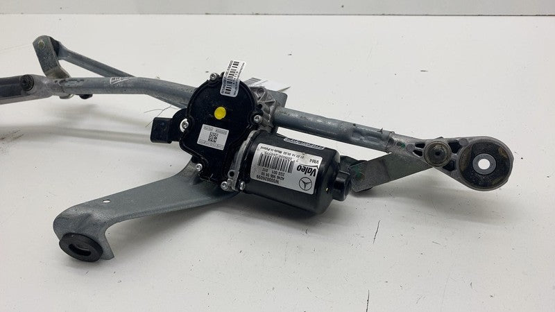 ⭕ 14-15 Mercedes-Benz B Electric Drive Front Wiper Motor & Linkage A24