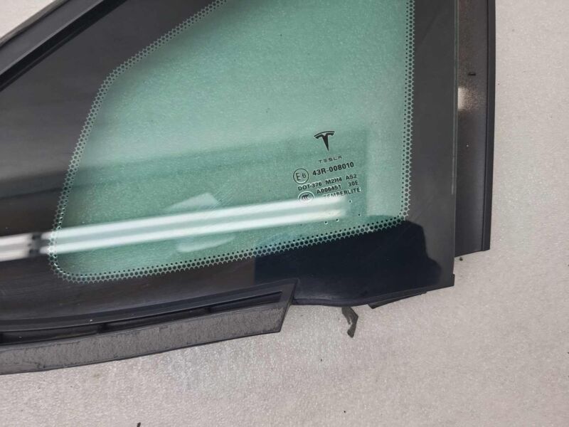 E9 43R-00810 2012-2020 Tesla Model S MS Rear Driver Side Quarter Fixed Glass Left LH Assembly