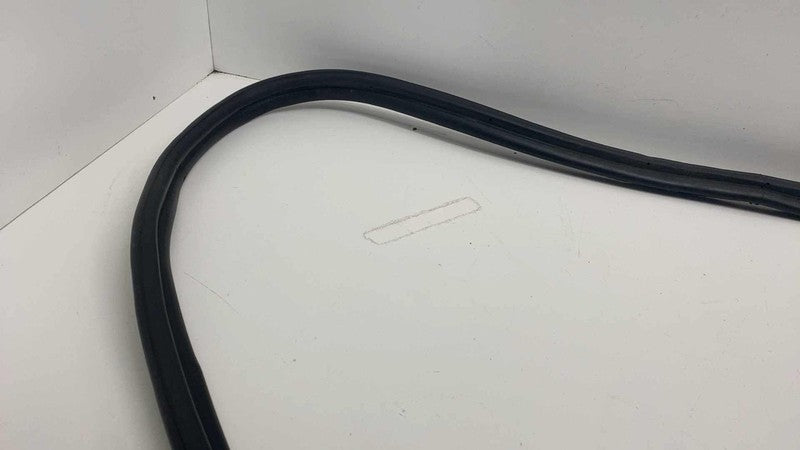 ⭕ 2014-2017 Land Range Rover Sport Rear Liftgate Trunk Weatherstrip R