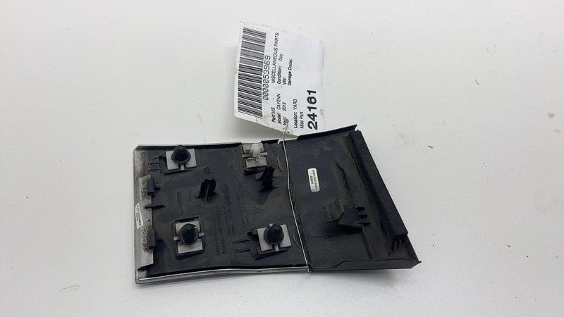 ⭕ 11-18 Porsche Cayenne Front Left or Right Lower Fender Molding Trim