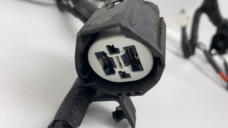 2013-2018 Ford C-Max Fuse Box Junction Relay Module w/ Wiring Harness