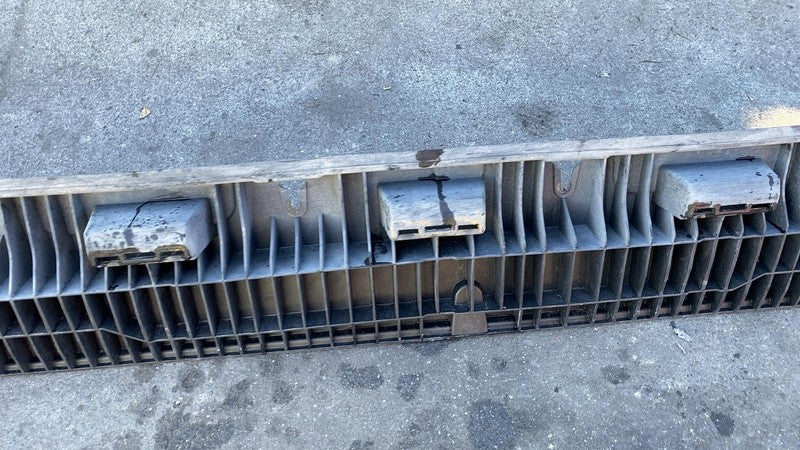 A1666900210 2012-2019 Mercedes-Benz GLE350 Right Running Board Step Mount Support Bracket RH