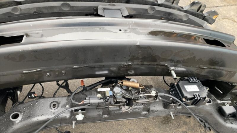 100537100B 2012-2015 Tesla Model S MS Radiator Carrier Core Support Condenser Reinforcement