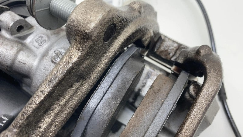 2017-2020 BMW 530e 530i G30 Rear Right Caliper + Brake Hose Line w/o S