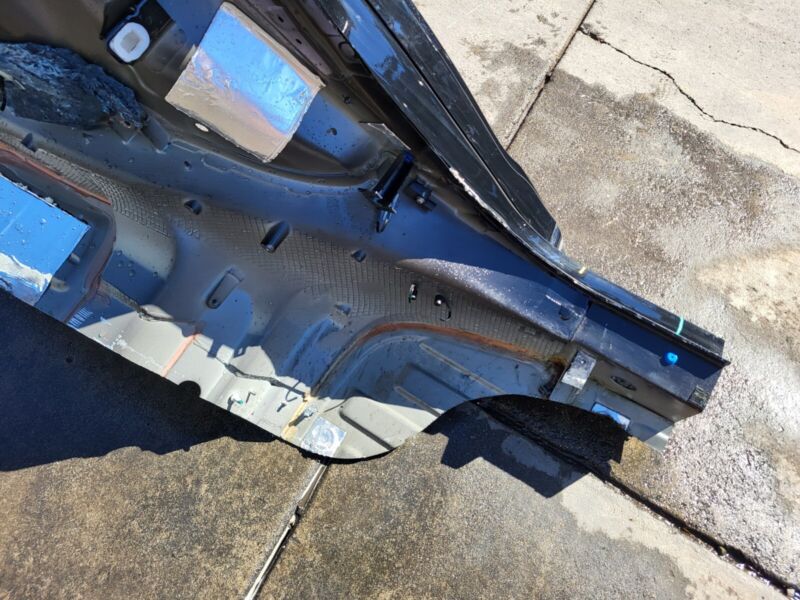 Does not apply 2012-2015 Tesla Model S Rear Left Quarter Body Side Panel Structural Cut Out LH