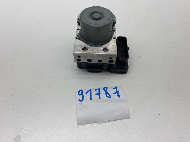 600636300C ⭕2012-2015 Model S Hydraulic ABS Anti-Lock Brake System Pump Module 6006363-00-C