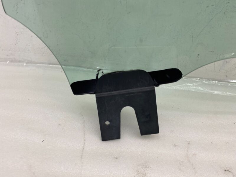 43R-004530 2016-2020 Tesla Model X MX Front Driver Side Door Window Glass Left LH Assembly