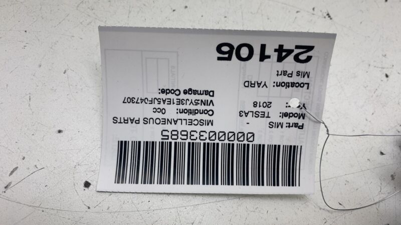 109565700E 2017-2023 Tesla Model 3 Front Driver Side Audio Tweeter & Speaker Cover Left LH