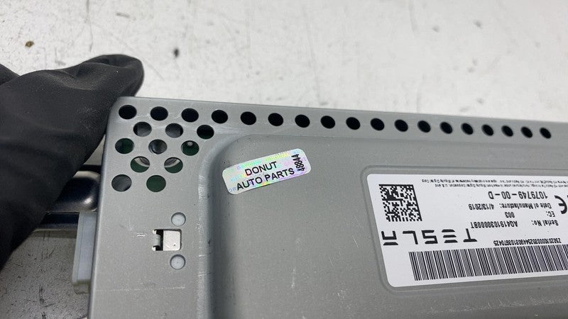 ⭕ 17-23 Model 3 M3 Harman Becker HBZ502 Radio FM/HD Receiver Module 10