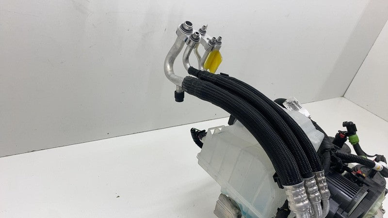 1523000A1E ⭕ 2020-2023 Tesla Model Y Supermanifold Refrigerant Chiller w/ Coolant Reservoir