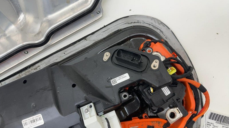 110639401P ⭕ 21-24 Tesla Model Y MY Power Conversion System Onboard Charger Penthouse Assy