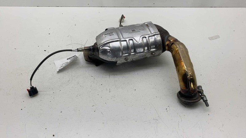 68629870AA ⭕ 2023-2025 Pacifica Exhaust & Catalytic Converter Manifold 10k miles 68629870AA