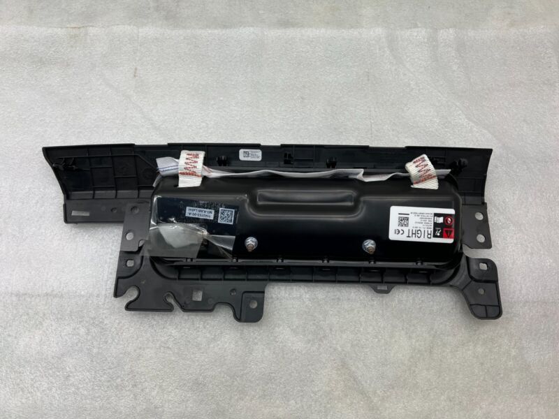 1077826-00-D ❇️17-23 Tesla Model Y 3 Right Knee Airbag Passenger Safety Module RH OEM 1077826