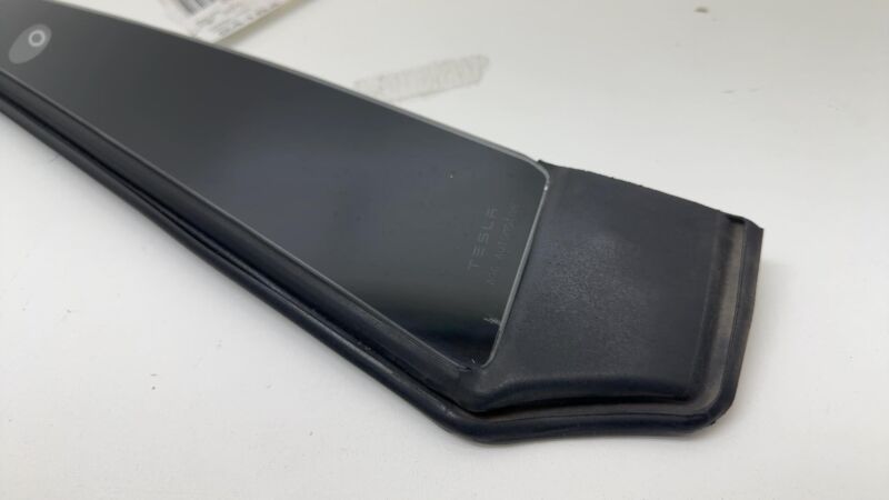 106910400D ⭕16-20 Model X Left B-Pillar Applique Trim Molding w/ Camera & Seal 1083901-00-B