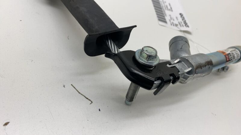 100526505F 2012-2020 Tesla Model S Front Passenger Side Lap Pretensioner Right 1005265-05-F