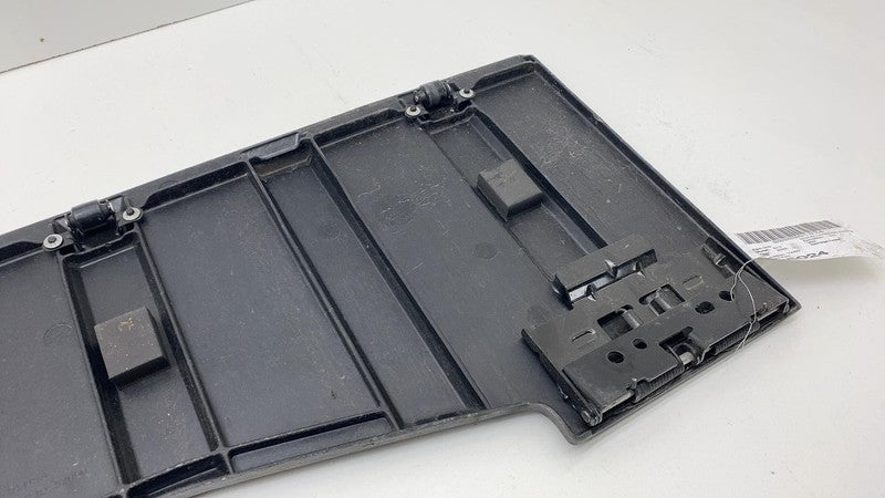 PT00002532 ⭕ 2022-2024 Rivian R1T Tailgate Rear Bed Sill Flap Trim Panel Cover PT00002532