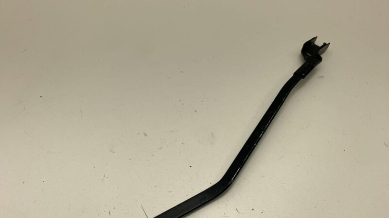 105339900A 2012-2020 Tesla Model S Front Passenger Windshield Wiper Arm Right 1053399-00-A