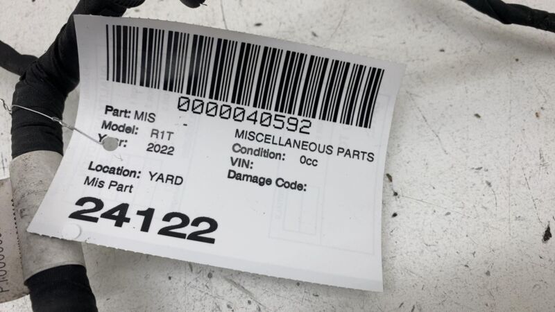 PT00000574-I ⭕ 22-24 Rivian R1T Instrument Panel Wiring Harness Radio Amplifier PT00000574-I