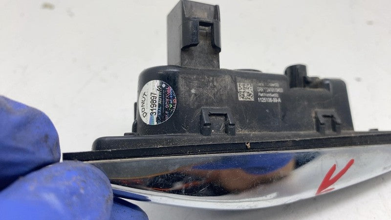 112510699A ⭕16-20 Model 3 S X Front Left Fender Camera Turn Signal Side Marker 1125106-99-A