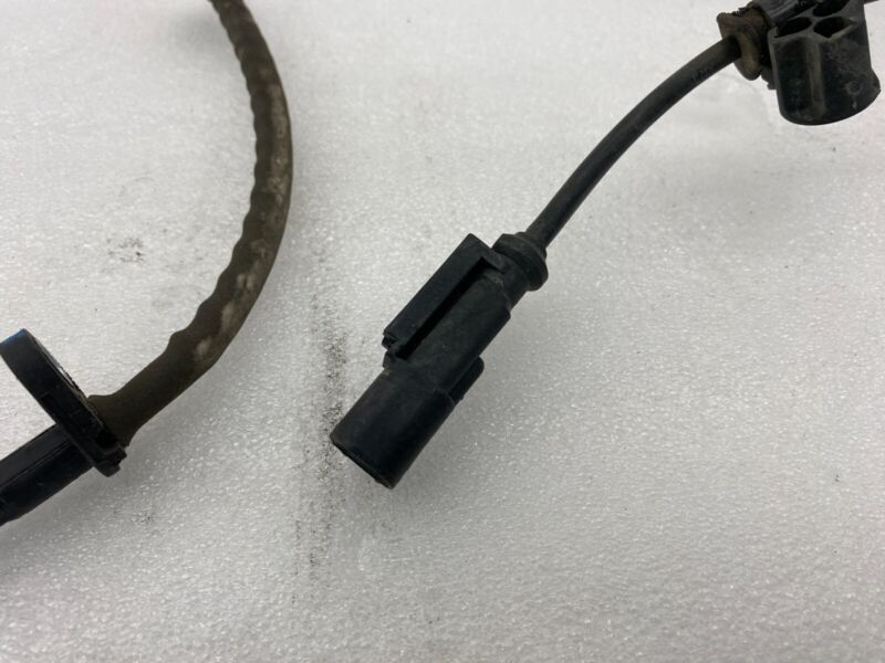 103779400B 2012-2020 Tesla Model S Front Left Anti-Lock ABS Wheel Speed Sensor 1037794-00-B