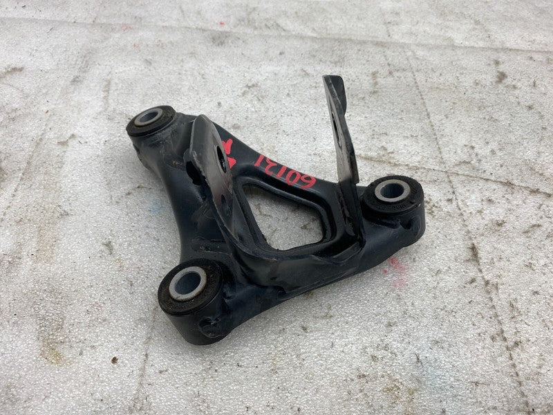 1111520-00-B ⭕ 2017-2022 Tesla Model 3 Y Front Right Side Drive Unit Motor Mount 1110232-00-C